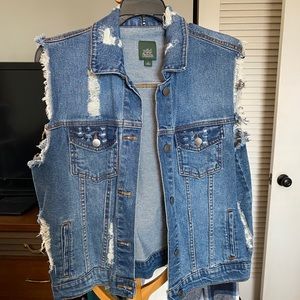 Jean Vest